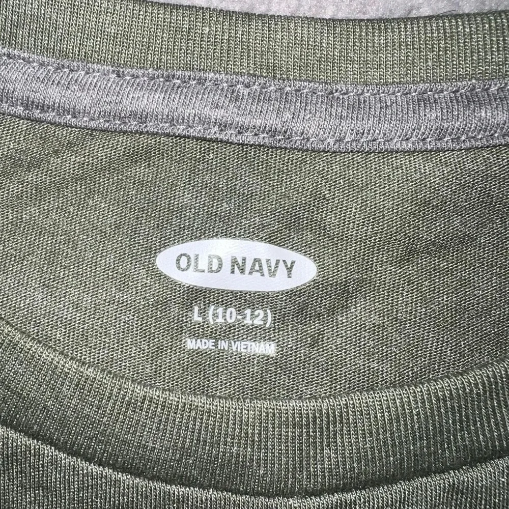 NWT Old Navy Shirt Youth Size L (10-12) Olive Heather Long Sleeve Crew Neck Tee